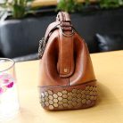 womens-lock-chain-rivets-crossbody-shoulder-bag-385923.jpg